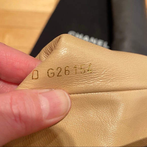 Chanel dark grey boots - Picture 7 of 13